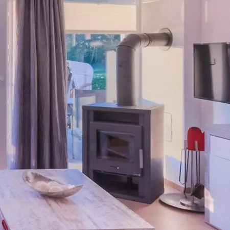 Liebevoll Eingerichtetes Διαμέρισμα