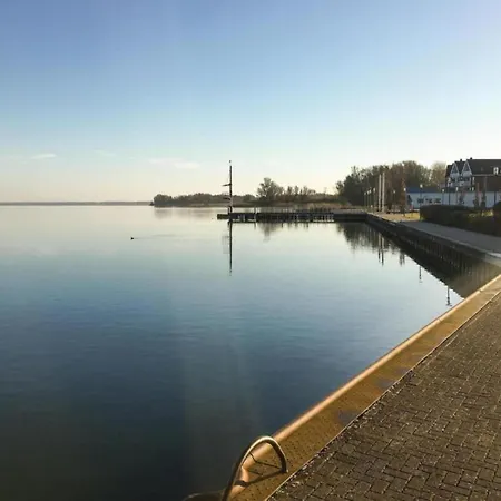 Liebevoll Eingerichtetes Διαμέρισμα Rechlin